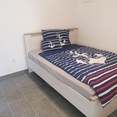 Balatonalmadi Kazinczy 2 Apartment Luaran gambar